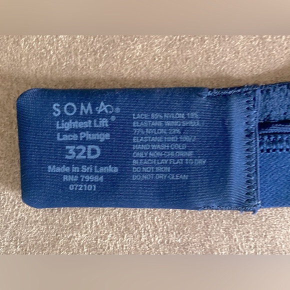 Soma Lightest Lift Lace Plunge Bra - Picture 3 of 5